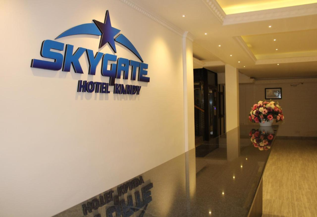 Hotel Sky Gate